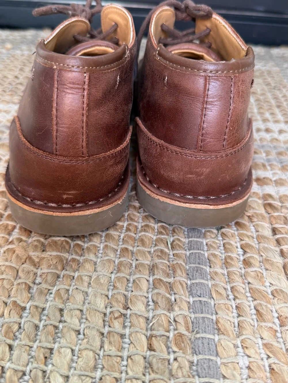 Kenneth Cole brown leather
